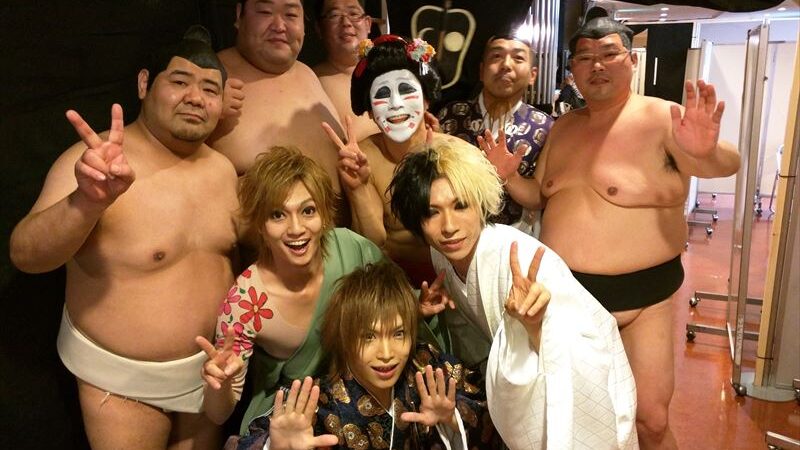 NHK　紅白歌合戦にて、ゴールデンボンバー様のバックダンサーとして出演させていただきました