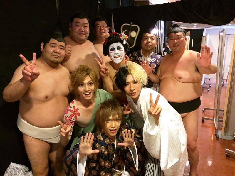 投稿についてもっと詳しく NHK　紅白歌合戦にて、ゴールデンボンバー様のバックダンサーとして出演させていただきました