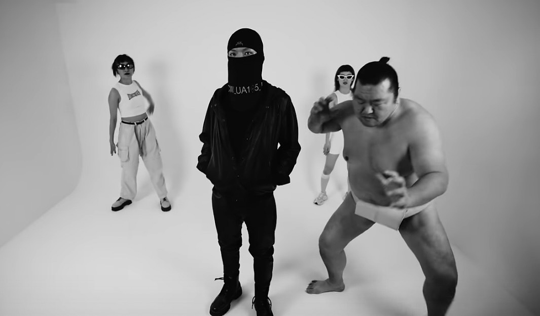 投稿についてもっと詳しく 『168 & ORR & week dudus』さんの ミュージックビデオ、危 By -に出演しました!