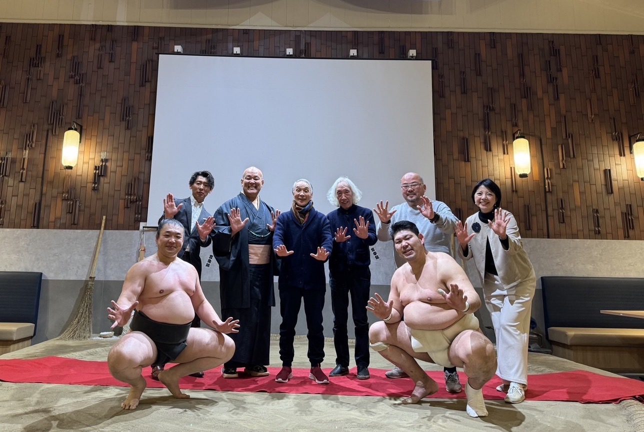 あなたが現在見ているのは 【横綱とんかつどすこい田中】に堺正章先生、高平哲郎先生、元大至関にご来店していただきました！